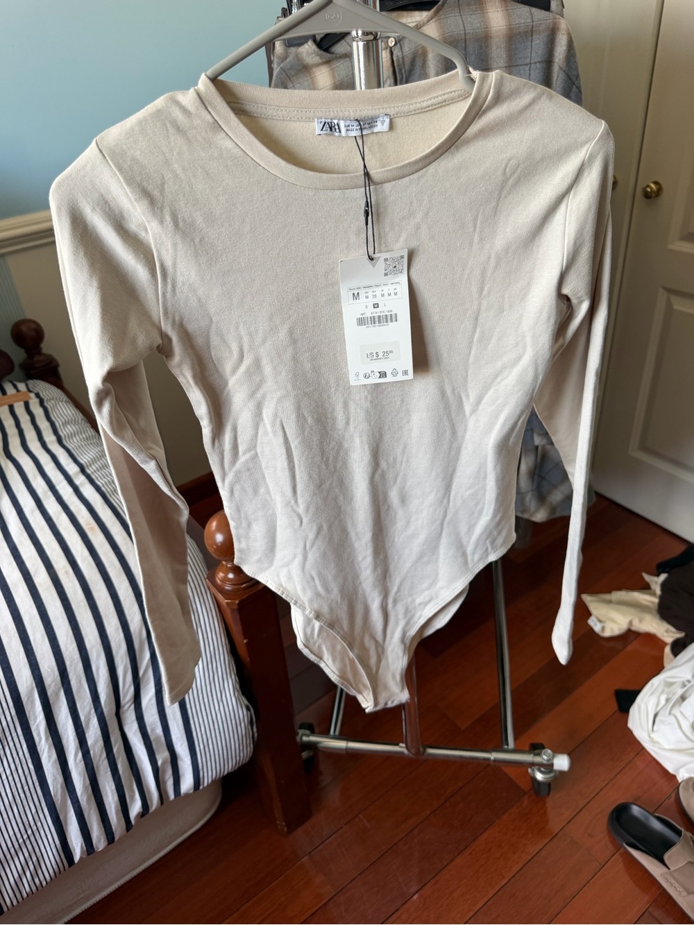 Zara Long-Sleeve Cream Crew Neck Bodysuit